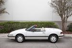 Buick Reatta Convertible Select 60 1990 года